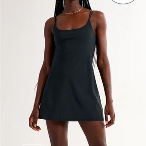 Black traveler mini dress